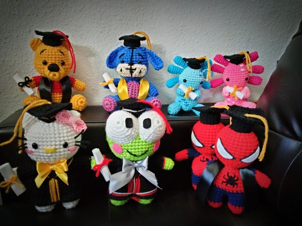 Graduation 🎓 Characters