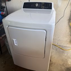 FRIGIDARE dryer
