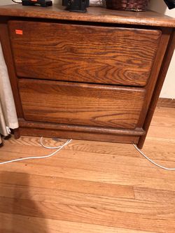 Bed side table
