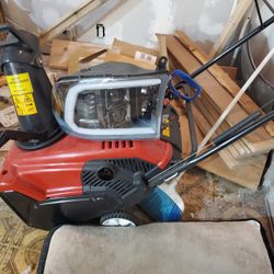 17 Ram  1500  Headlights 