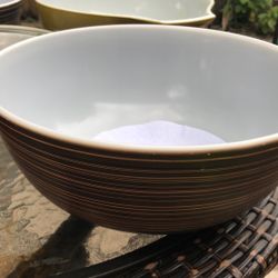 Pyrex Mixing Bowls 
