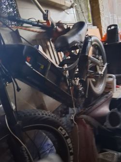 Mountain Bike with CST Knobby Tires