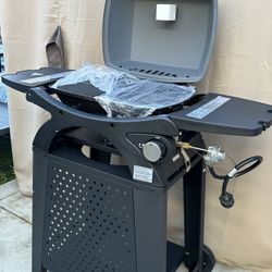 BBQ GRILL BRAND NEW 