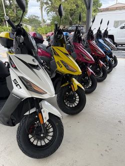 New Super Sport 50 Gas Scooter 100 MPG!!