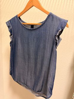 Gap Chambray Ruffle Sleeve Top