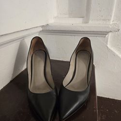 Women’s Black Leather Pointed-Toe Heels – Made in Italy (Size 38.5)