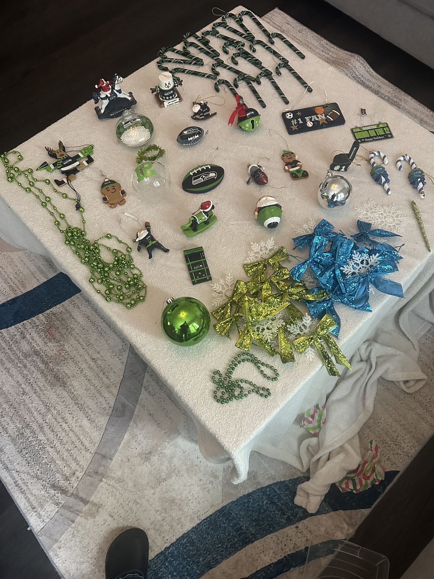 Seahawk X-mas Ornaments 