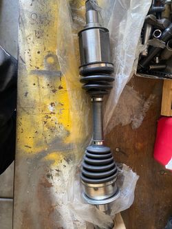 Chevy Silverado Right/Left front axle