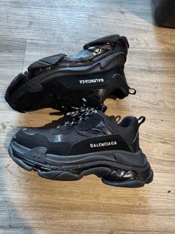 Balenciaga Triple S Black Size 43 (9.5–10)