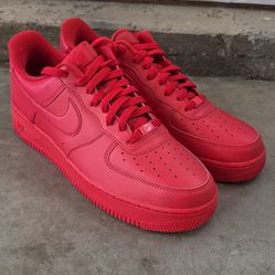 Nike Air Force 1 '07 LV8 "Triple Red