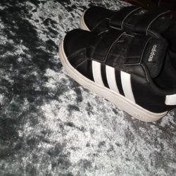 Adidas's Size 10 Kids 