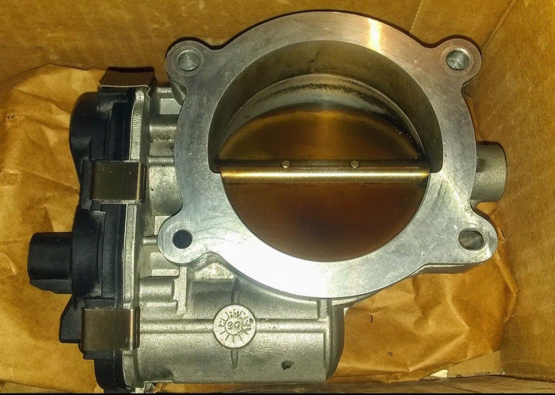 Chevy  Performance Throttle Body And Seal