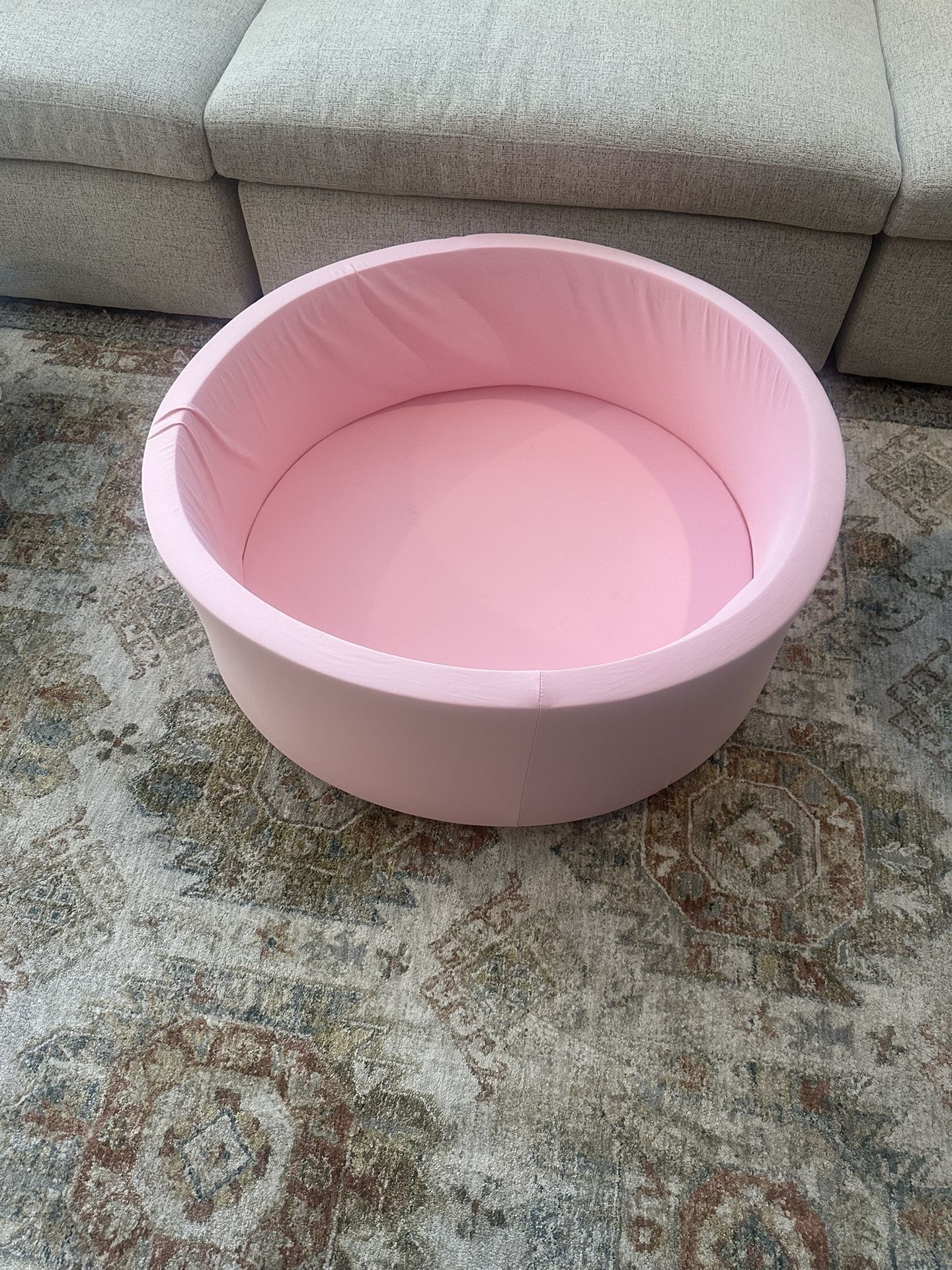 Foam ball pit for Kids