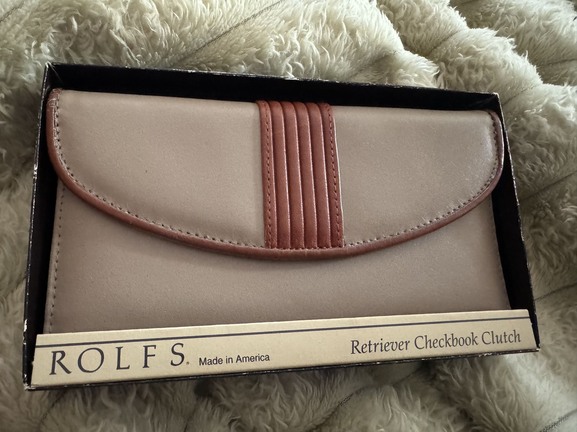 NEW Rolfs Leather Retriever Checkbook Clutch