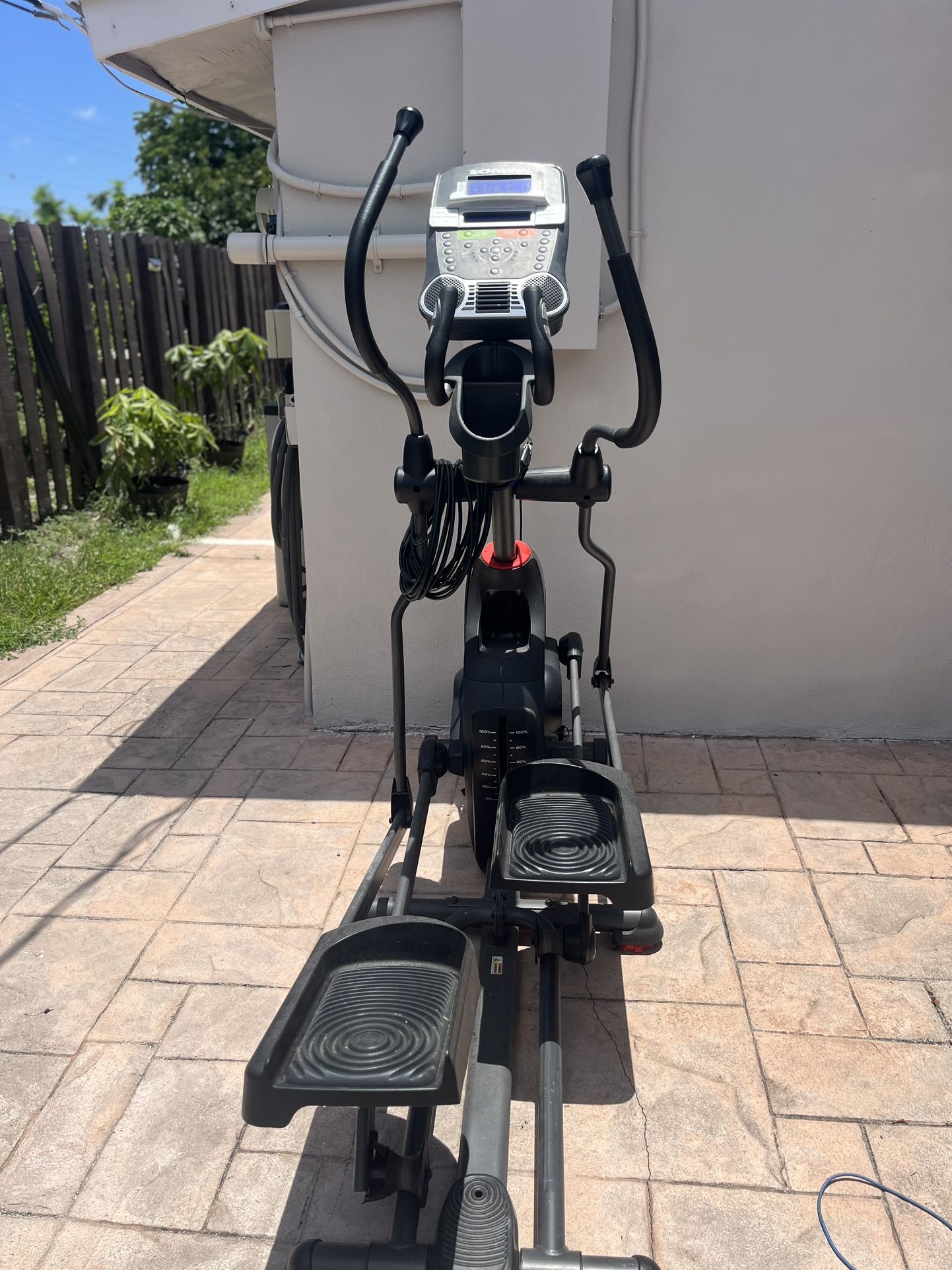 Schwinn elliptical Journey 4.5
