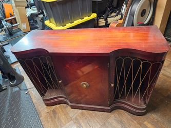 Free Liquor Credenza/Cabinet
