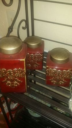 Decorative canisters