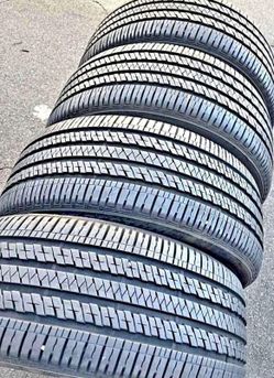 235/50/20 Bridgestone 📍📍 Selling a set of 4 tires with 80% tread life remaining 📍🌟