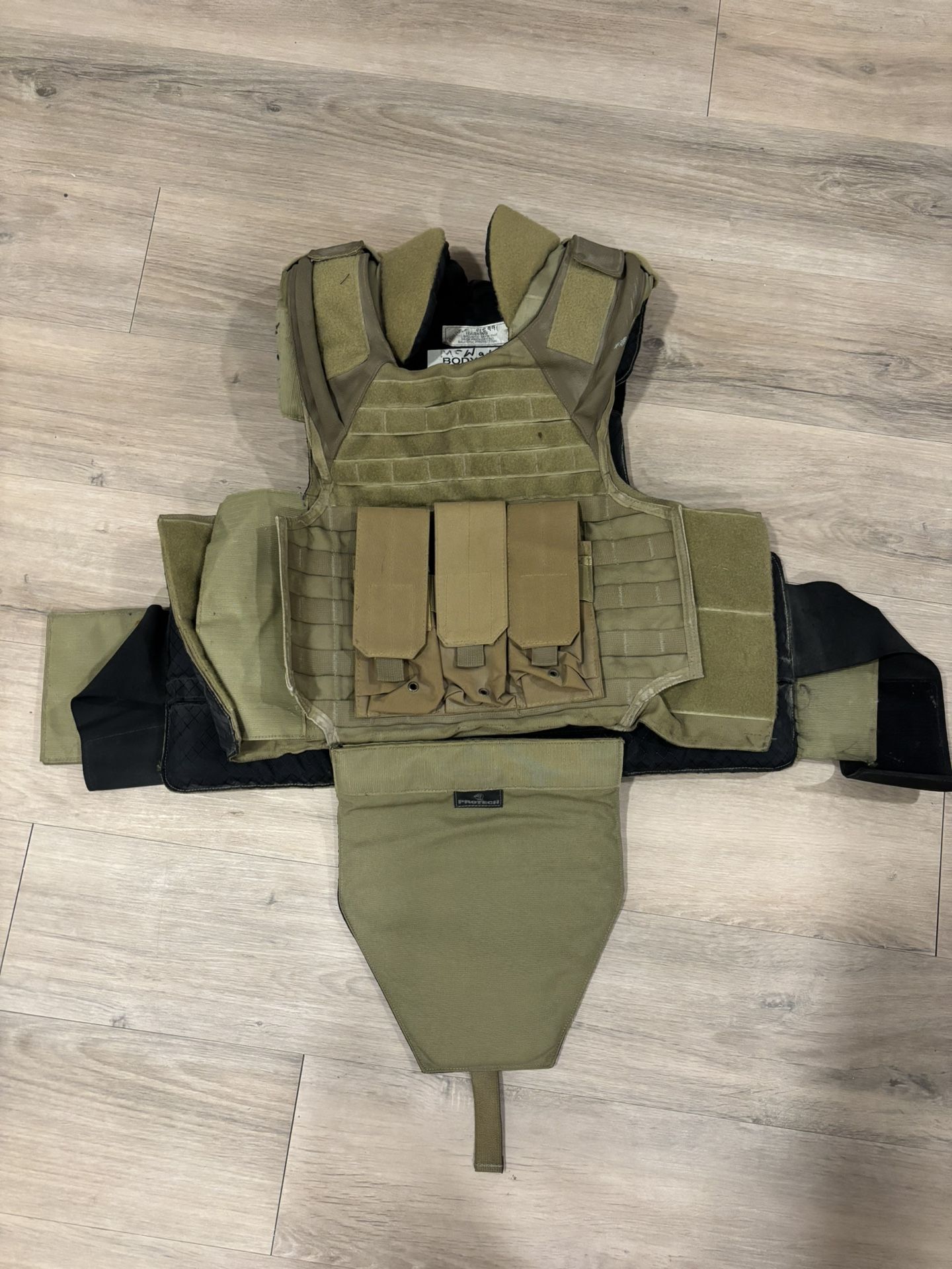 Tactical Armor With Groin Flap