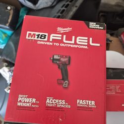 Milwaukee Fuel M18 1/2 Impact Wrench 