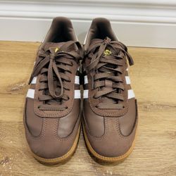 Adidas Sambas (Women Size 8)