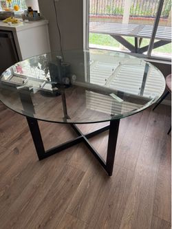 Round glass metal legs dining table 48inch