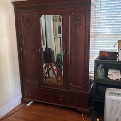 Armoire