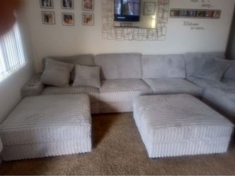 New X-Large 166x68 sectional couch / free delivery