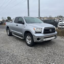 2011 Toyota Tundra Double Can SR5