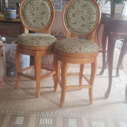 Bar Stools Swivel Very Solid 