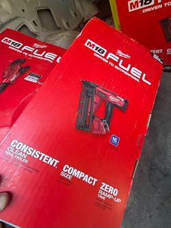 Milwaukee M18 FUEL 16-Gauge Finish Nailer