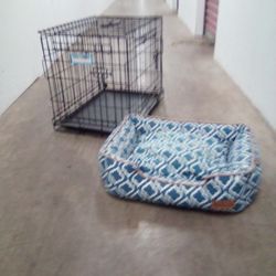 Small Dog Crate With Bed Pickup Between 2:00-10:40 Rainbow/Charleston Cash Only Read Description 