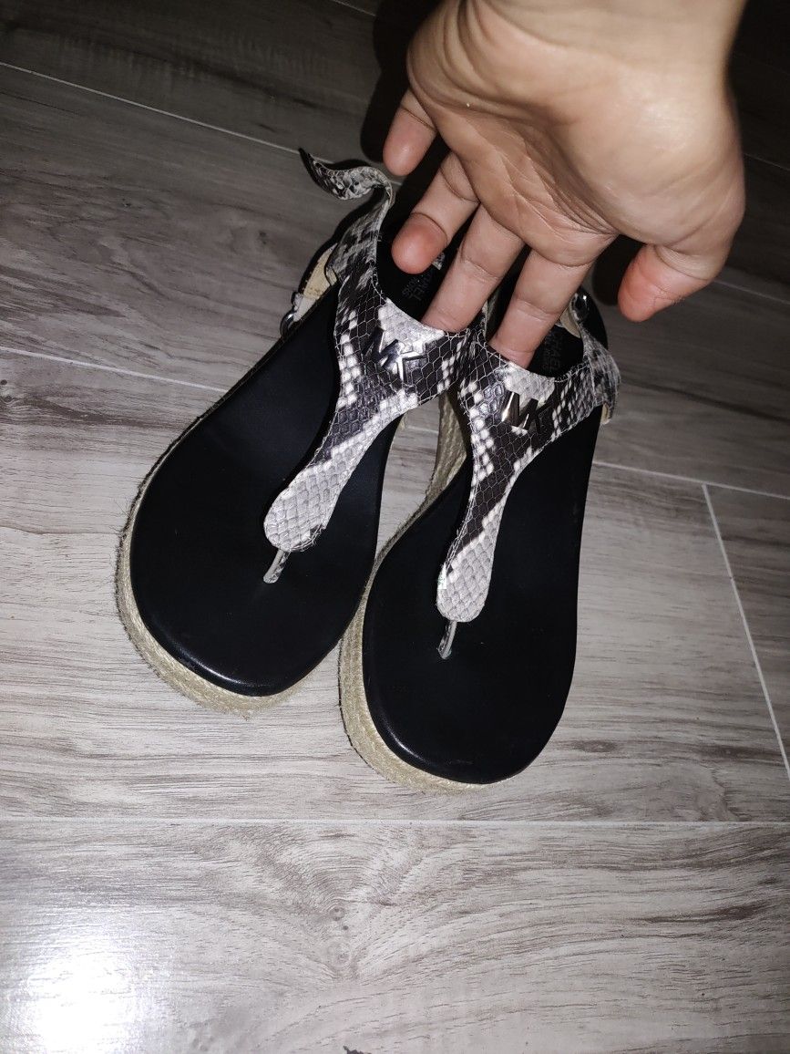 Selling My Mk Brand Sandles Made If Leather Brands New