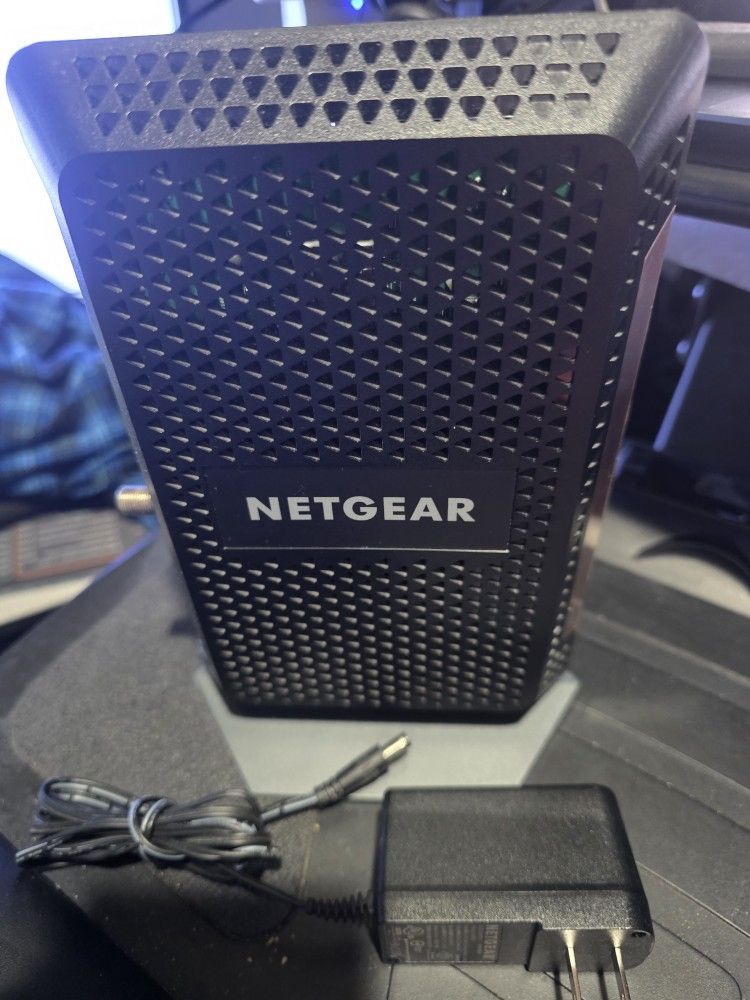 Netgear CM1100