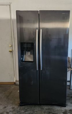 Samsung Side-by-Side Stainless Steel Refrigerator