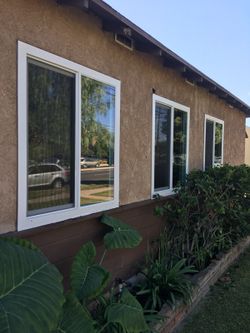 🏠New vinyl Windows and doors🏠 sale and install