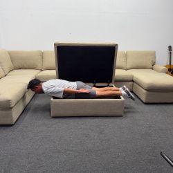 Bassett Beige 🟡 Sectional Couch *Retails 7k* w Large Ottoman Storage - High Quality - Can Deliver