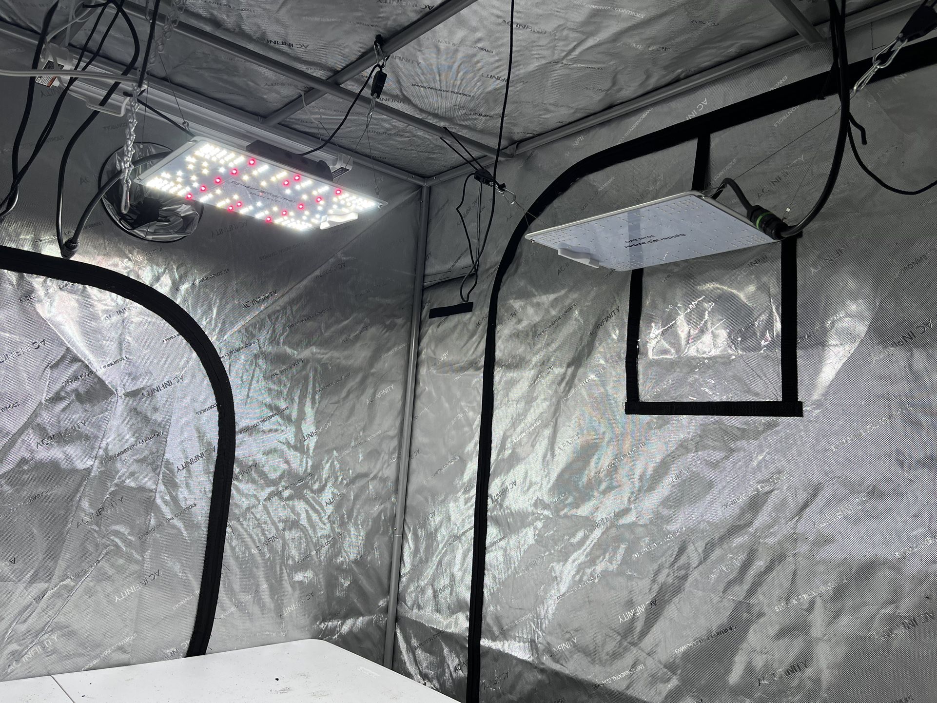 AC INFINITI GROW TENT