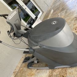 Octane Fitness Elliptical 