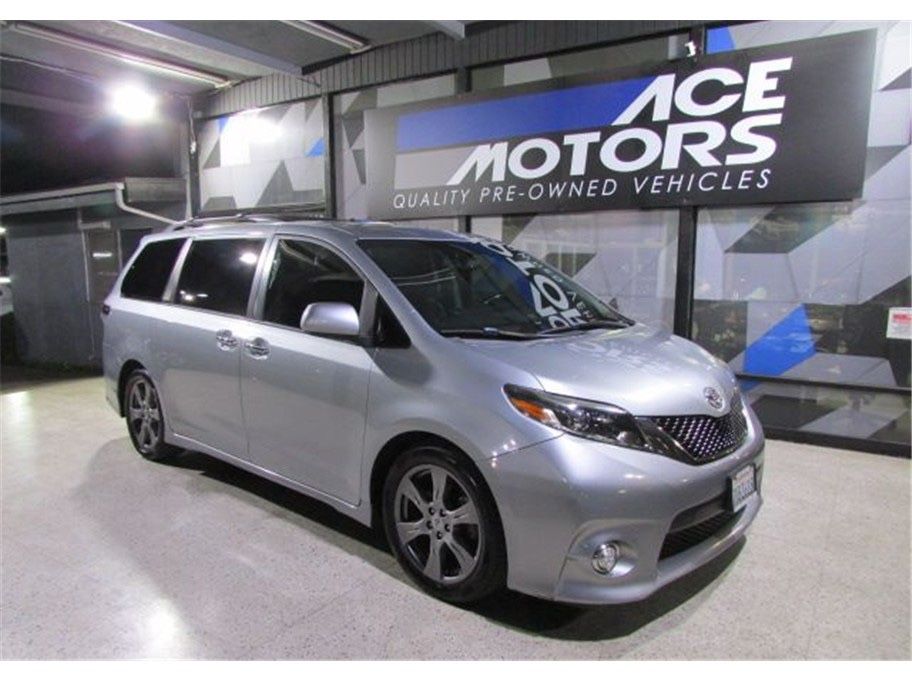 2017 Toyota Sienna