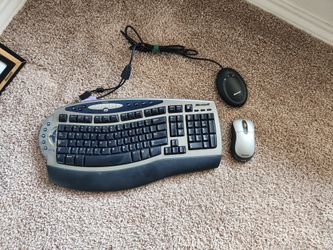 Microsoft Keyboard And Mouse With Wireless Receiver