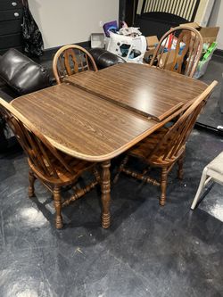 Wooden Table With 4 Chairs And Leaf