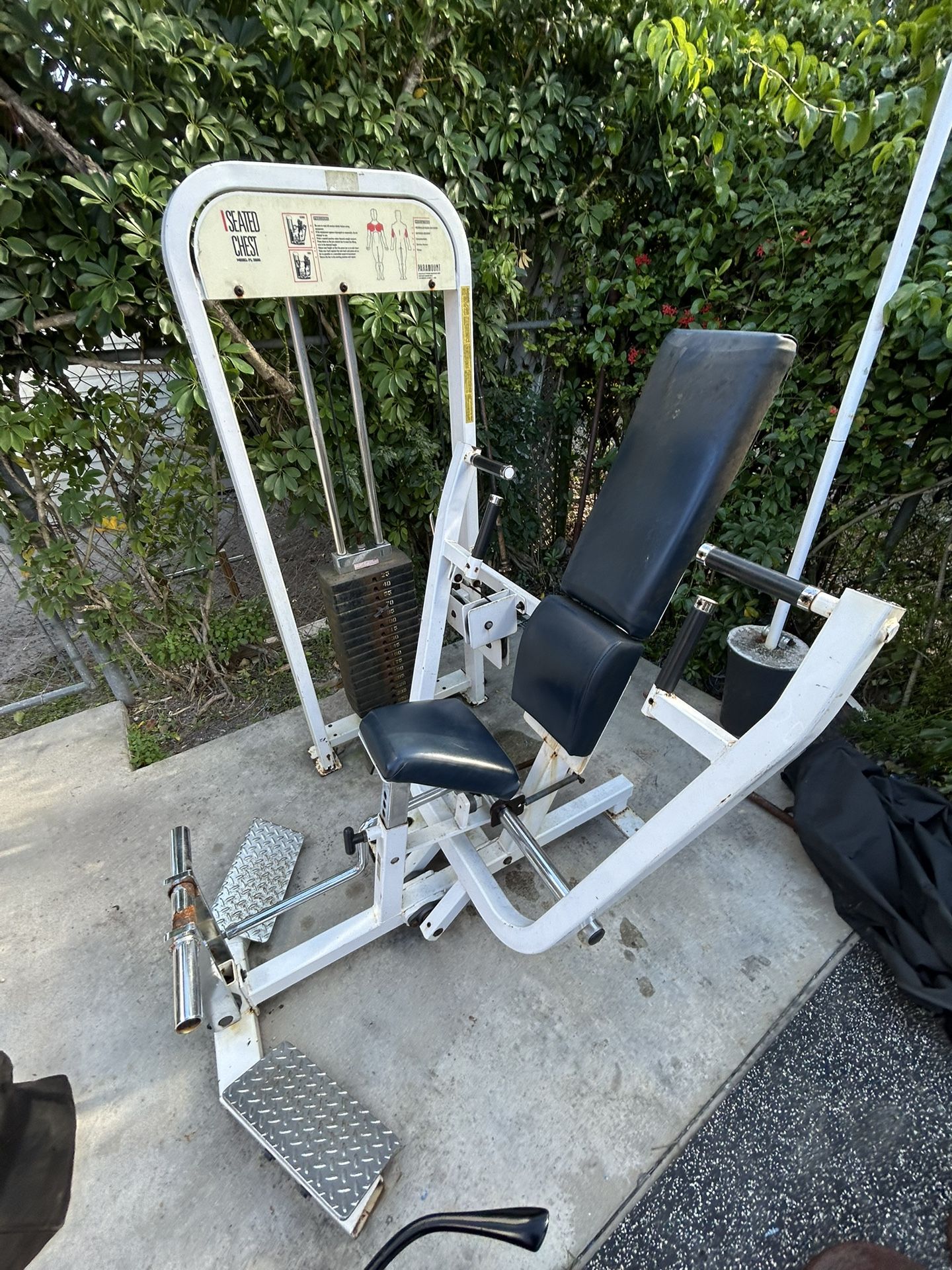 Paramount Fitness Equipment
