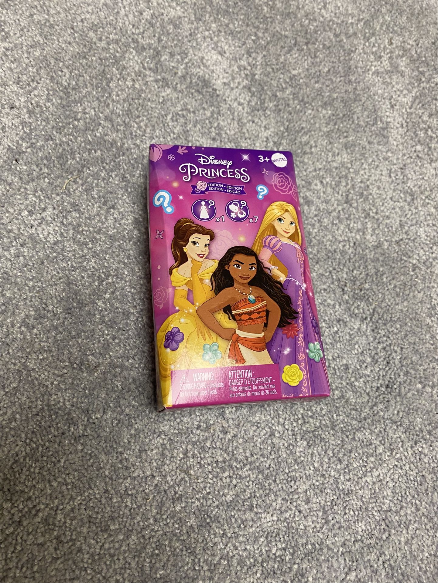 Disney Princess flower series pop and play surprise doll