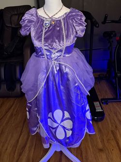Sofía’s dress