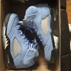 Jordan 5’s University Blues