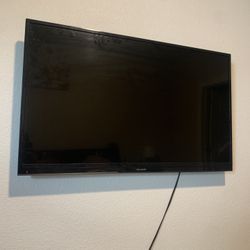 Sharp 40” Tv