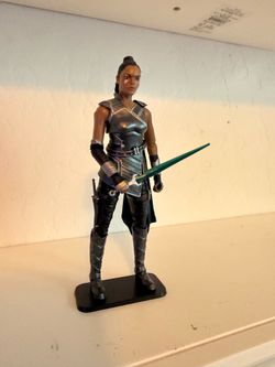 Marvel Legends Valkyrie