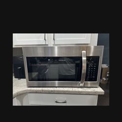 Microwave In Good Condition. Works Great But Makes Noise. Easy Fix 