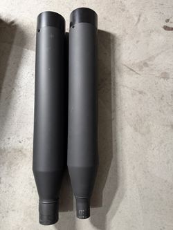 Harley-slip-on-mufflers 2017-up 